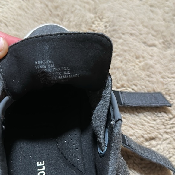 Kenneth Cole New York Kingvel Low Top Velcro Gray Fabric Casual Sneakers Size 5M - Picture 7 of 7